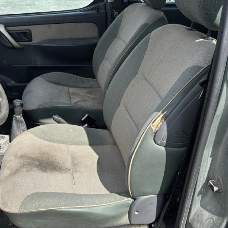 Boitier air bag PEUGEOT PARTNER 1 Photo n°13