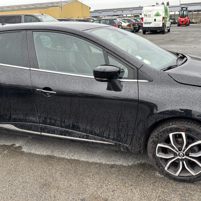 RENAULT CLIO 4 PHASE 2 1.5 DCI - 8V TURBO Photo n°7