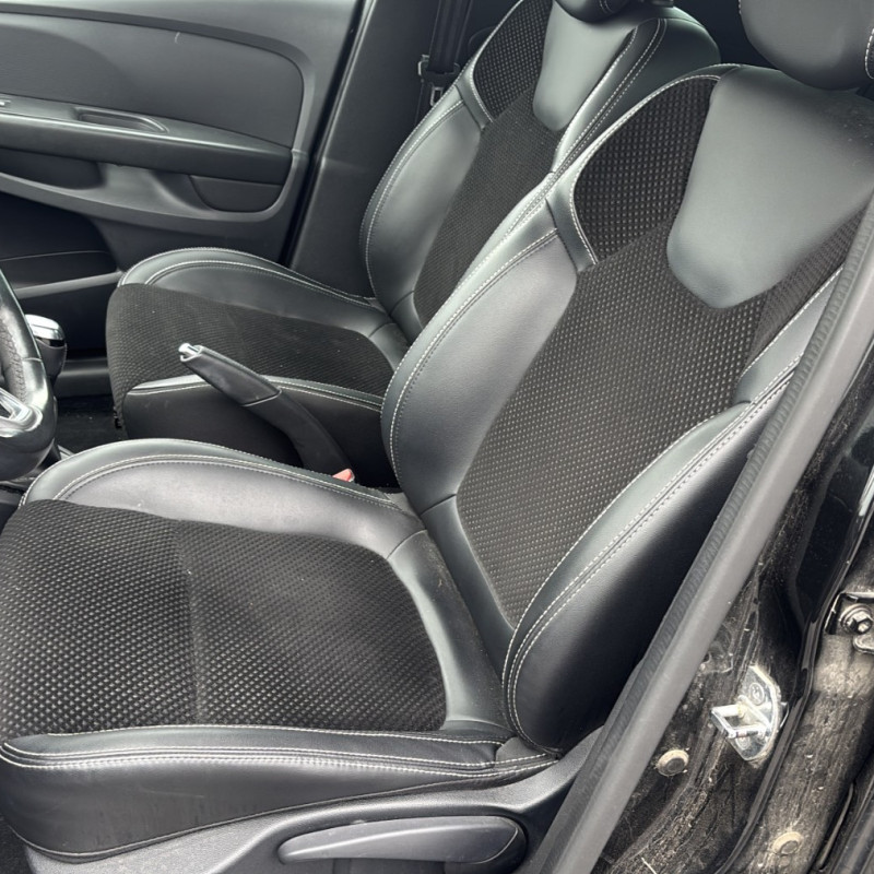 RENAULT CLIO 4 PHASE 2 1.5 DCI - 8V TURBO Photo n°11