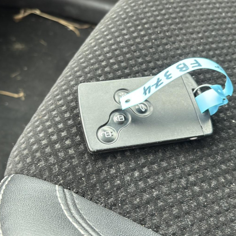 RENAULT CLIO 4 PHASE 2 1.5 DCI - 8V TURBO Photo n°22