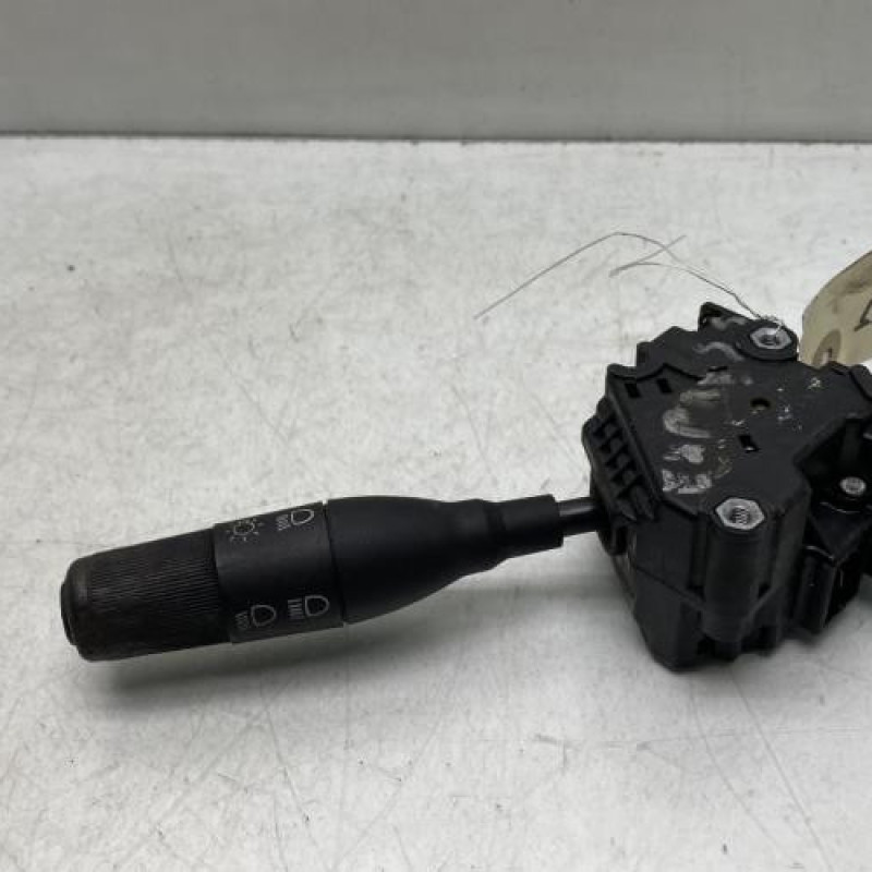 Commodo phare RENAULT EXPRESS Photo n°2