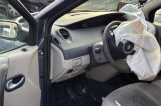 Boitier UPC RENAULT GRAND SCENIC 2