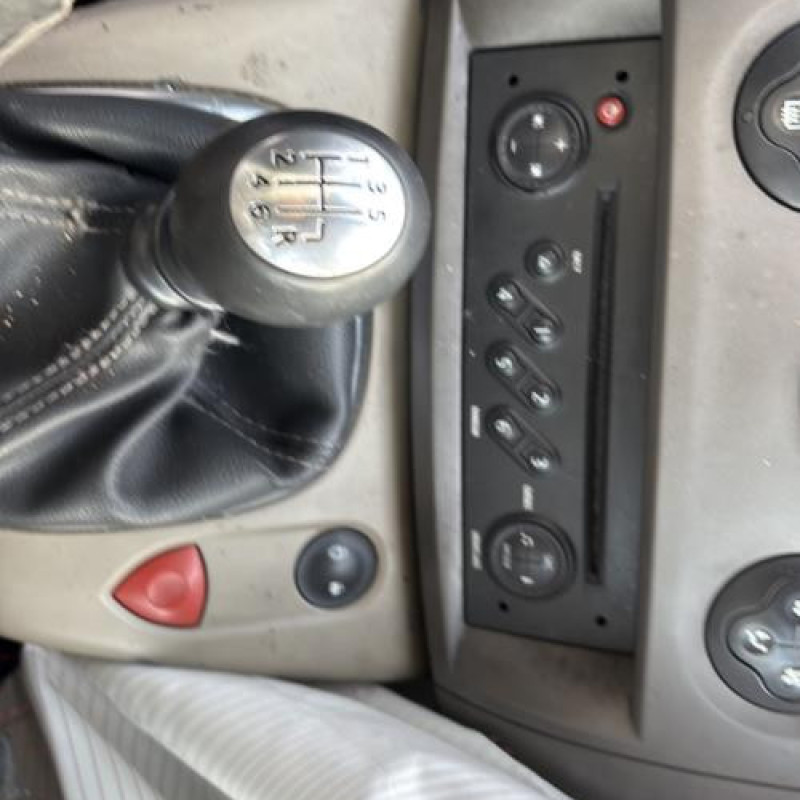 Boitier UPC RENAULT GRAND SCENIC 2 Photo n°19