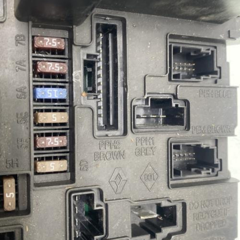 Boitier UPC RENAULT SCENIC 2 Photo n°3