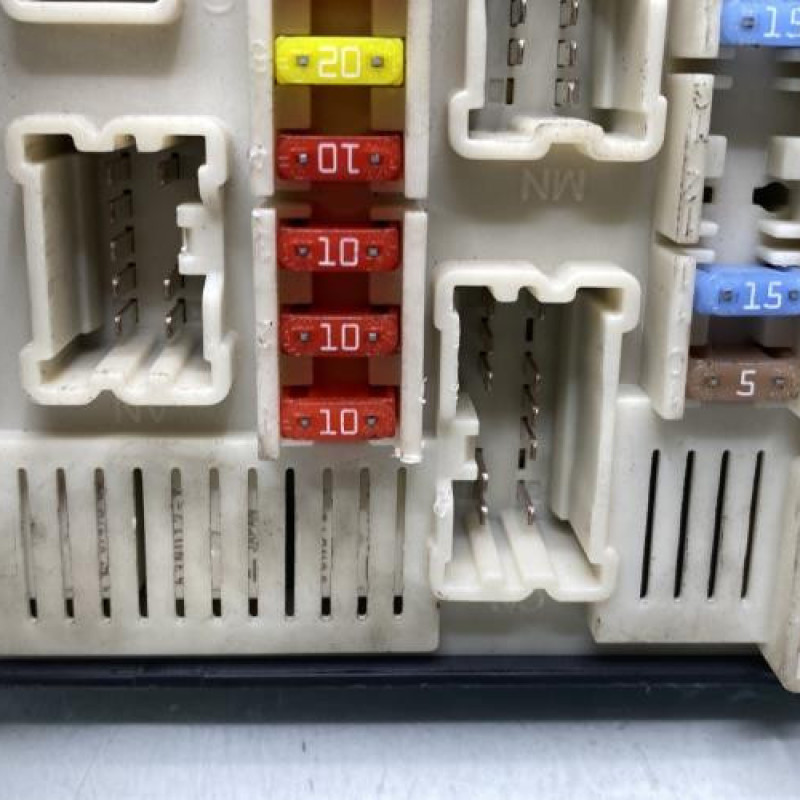 Boitier UPC RENAULT GRAND SCENIC 2 Photo n°3