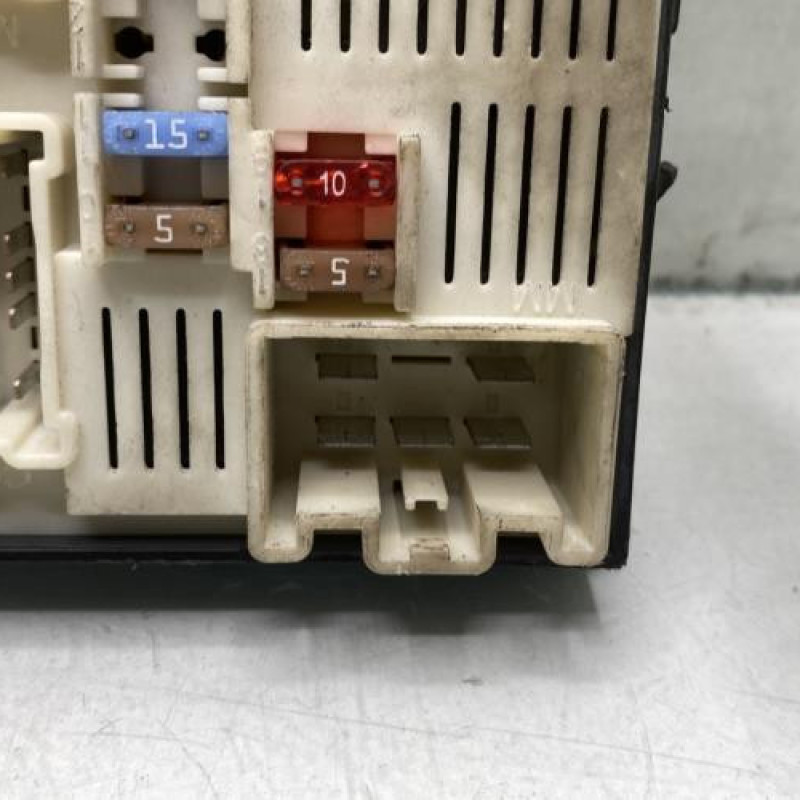 Boitier UPC RENAULT GRAND SCENIC 2 Photo n°4