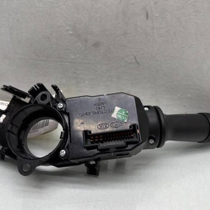 Commodo phare HYUNDAI I 20 1 Photo n°3