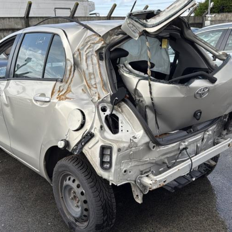 Commodo phare TOYOTA YARIS 2 Photo n°8