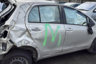 Commodo phare TOYOTA YARIS 2