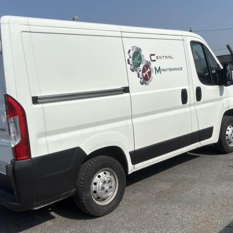 Compresseur clim CITROEN JUMPER 3 Photo n°14