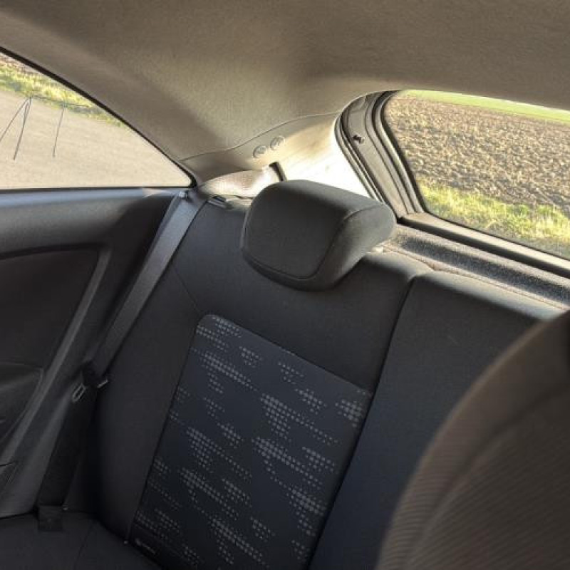 Reservoir essence OPEL CORSA D Photo n°10