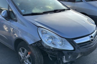 Reservoir essence OPEL CORSA D