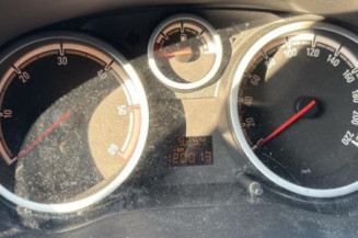 Reservoir essence OPEL CORSA D