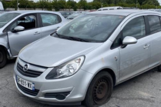 Reservoir essence OPEL CORSA D Photo n°1