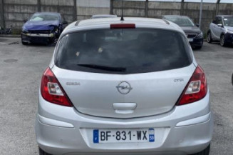 Reservoir essence OPEL CORSA D