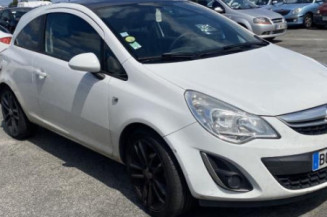 Reservoir essence OPEL CORSA D