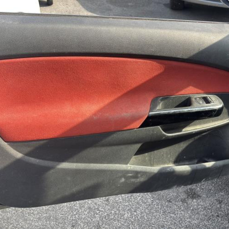 Reservoir essence OPEL CORSA D Photo n°9