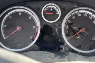 Reservoir essence OPEL CORSA D