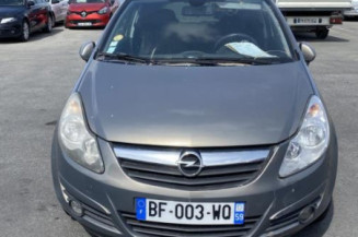 Reservoir essence OPEL CORSA D Photo n°1