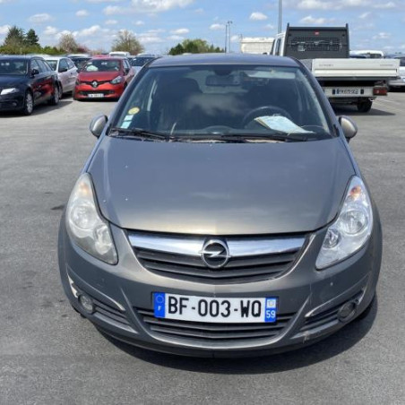 Reservoir essence OPEL CORSA D Photo n°1