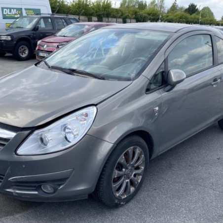 Reservoir essence OPEL CORSA D