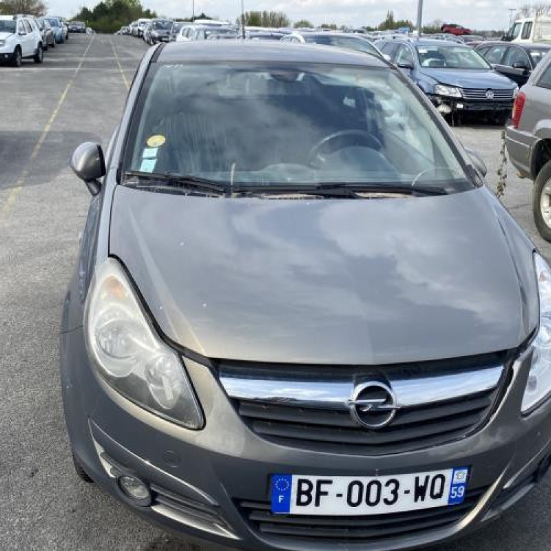 Reservoir essence OPEL CORSA D Photo n°9