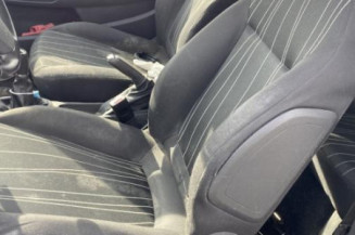 Reservoir essence OPEL CORSA D