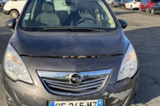 Pretensionneur de ceinture avant droit OPEL MERIVA B
