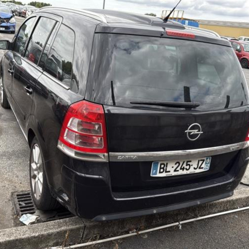 Reservoir essence OPEL ZAFIRA B Photo n°5