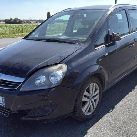 Reservoir essence OPEL ZAFIRA B Photo n°1