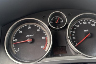 Reservoir essence OPEL ZAFIRA B