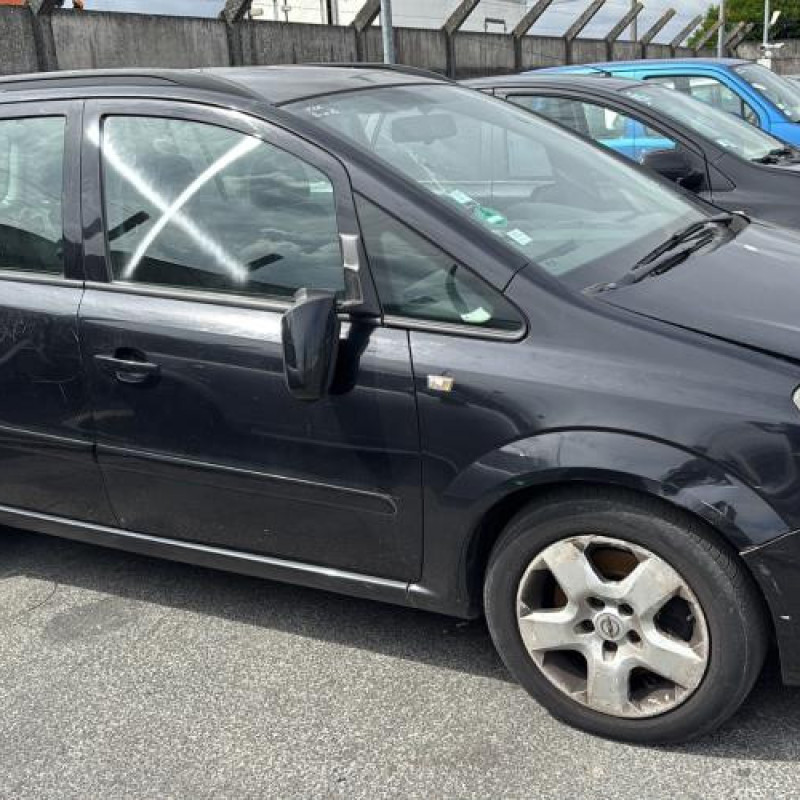 Reservoir essence OPEL ZAFIRA B Photo n°7