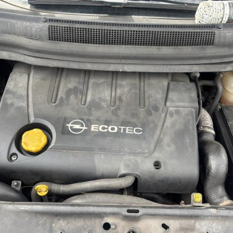 Reservoir essence OPEL ZAFIRA B Photo n°19