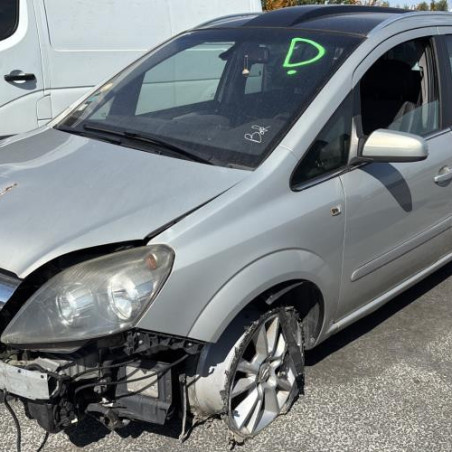 Reservoir essence OPEL ZAFIRA B Photo n°1