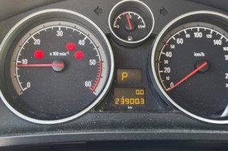 Reservoir essence OPEL ZAFIRA B