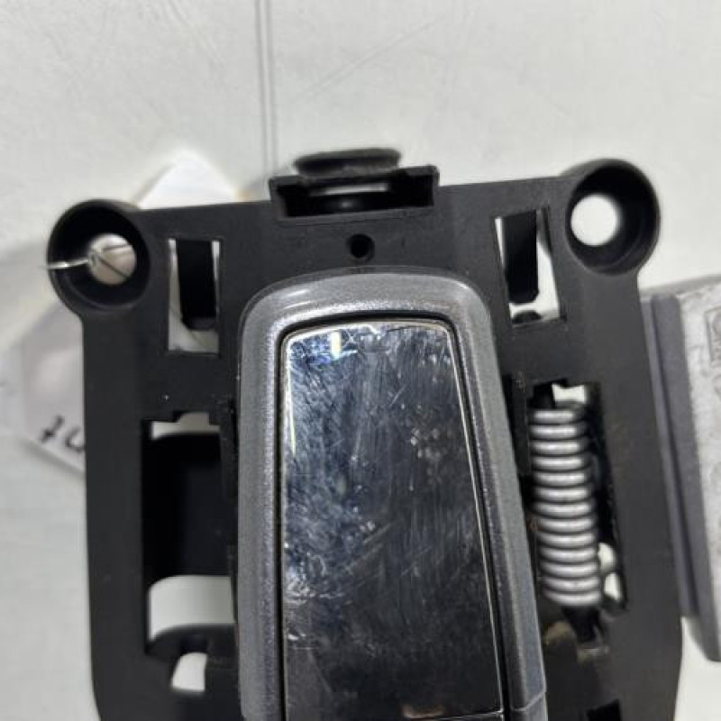 Poignee porte avant droit OPEL MOKKA 1 Photo n°2