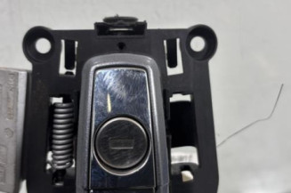 Poignee porte avant gauche OPEL MOKKA 1