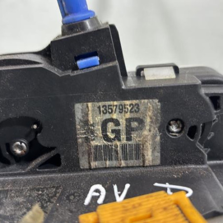 Serrure avant droit OPEL MOKKA 1