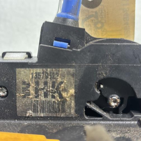 Serrure avant gauche OPEL MOKKA 1