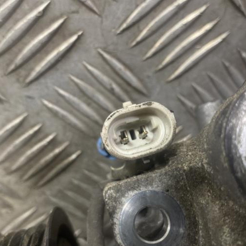 Compresseur clim OPEL MOKKA 1 Photo n°4