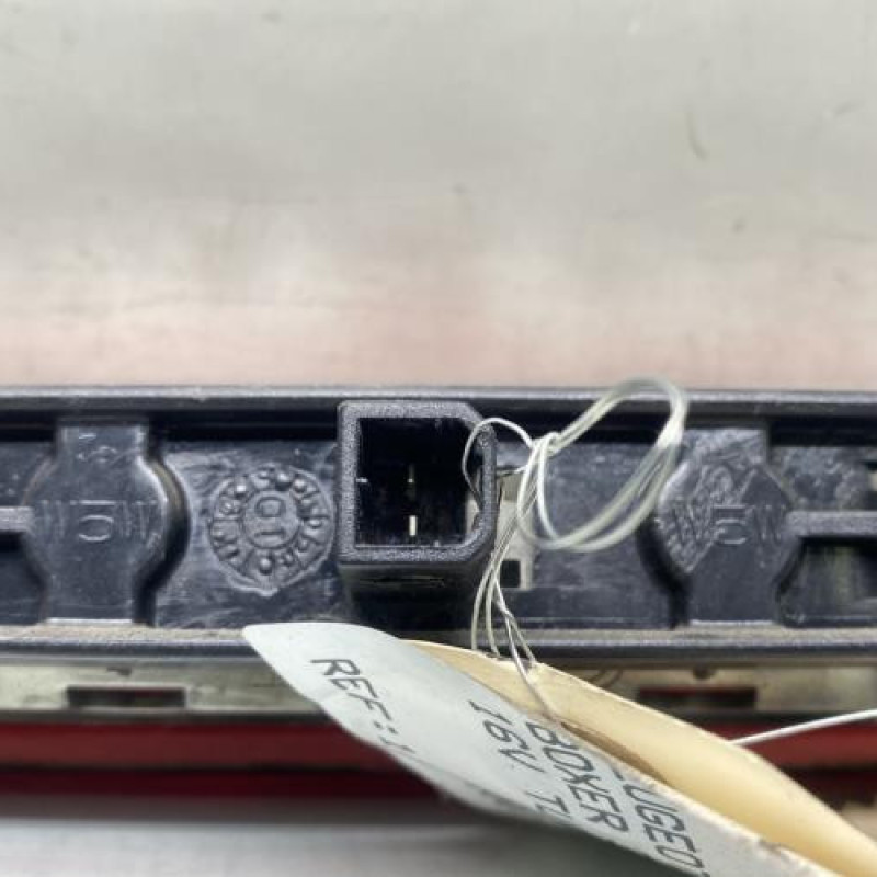 Feu arriere stop central PEUGEOT BOXER 3 Photo n°3