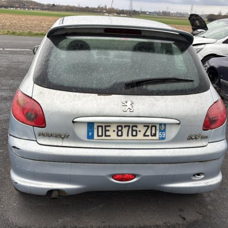 Bouton de coffre PEUGEOT 206 Photo n°9