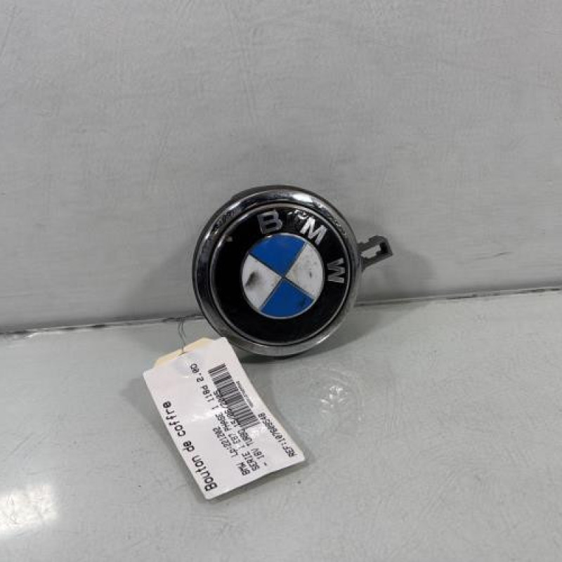 Bouton de coffre BMW SERIE 1 E87 Photo n°1