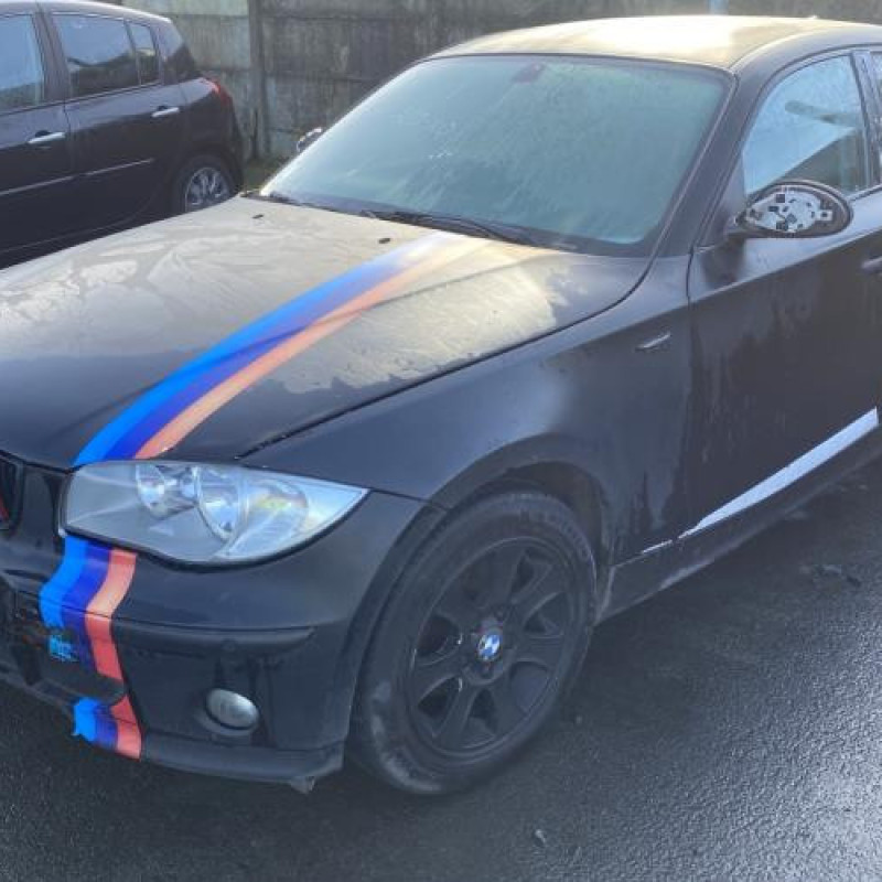 Bouton de coffre BMW SERIE 1 E87 Photo n°5