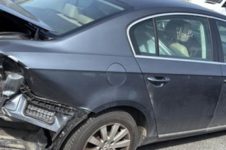 Bouton de coffre VOLKSWAGEN PASSAT 6