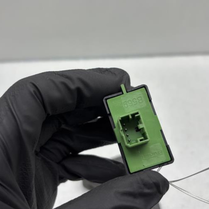 Interrupteur de leve vitre avant droit CITROEN JUMPER 3 Photo n°1