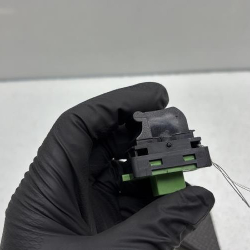 Interrupteur de leve vitre avant droit CITROEN JUMPER 3 Photo n°2