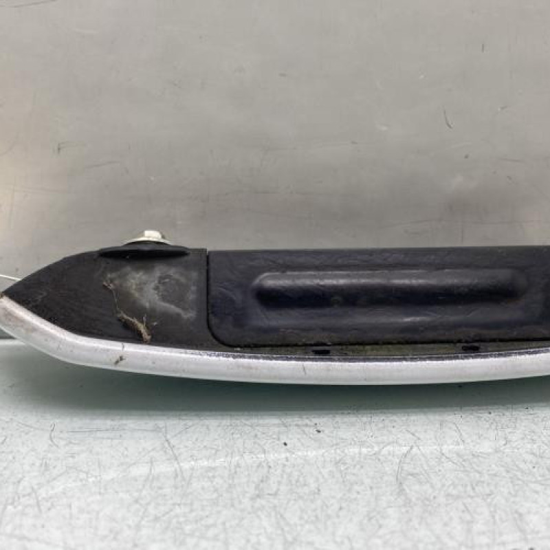 Bouton de coffre OPEL CORSA D Photo n°2