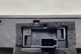 Bouton de coffre OPEL CORSA D