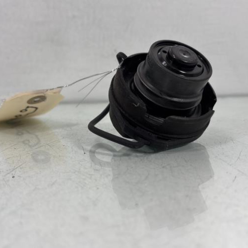 Bouchon de carburant VOLKSWAGEN GOLF 6 Photo n°3